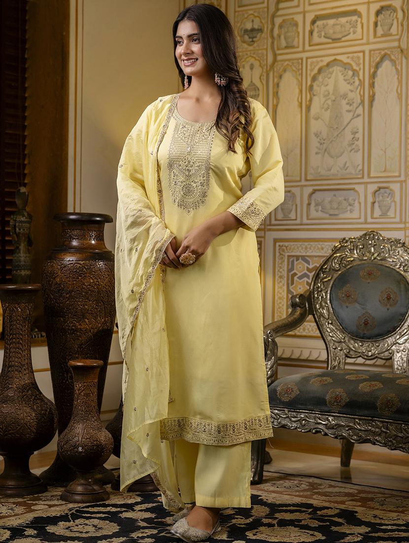 women three quarter sleeve kurta palazzo with dupatta set - 21684171 - Standard Image - 1