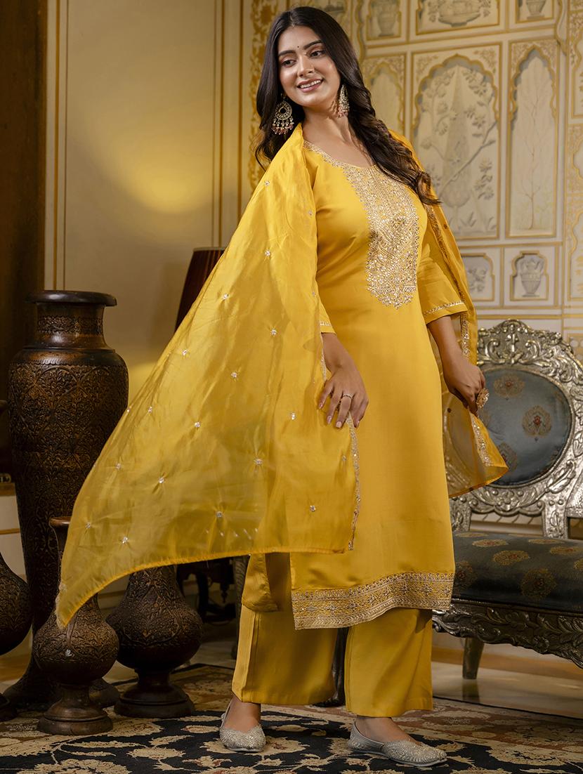 women three quarter sleeve kurta palazzo with dupatta set - 21684172 -  Standard Image - 1