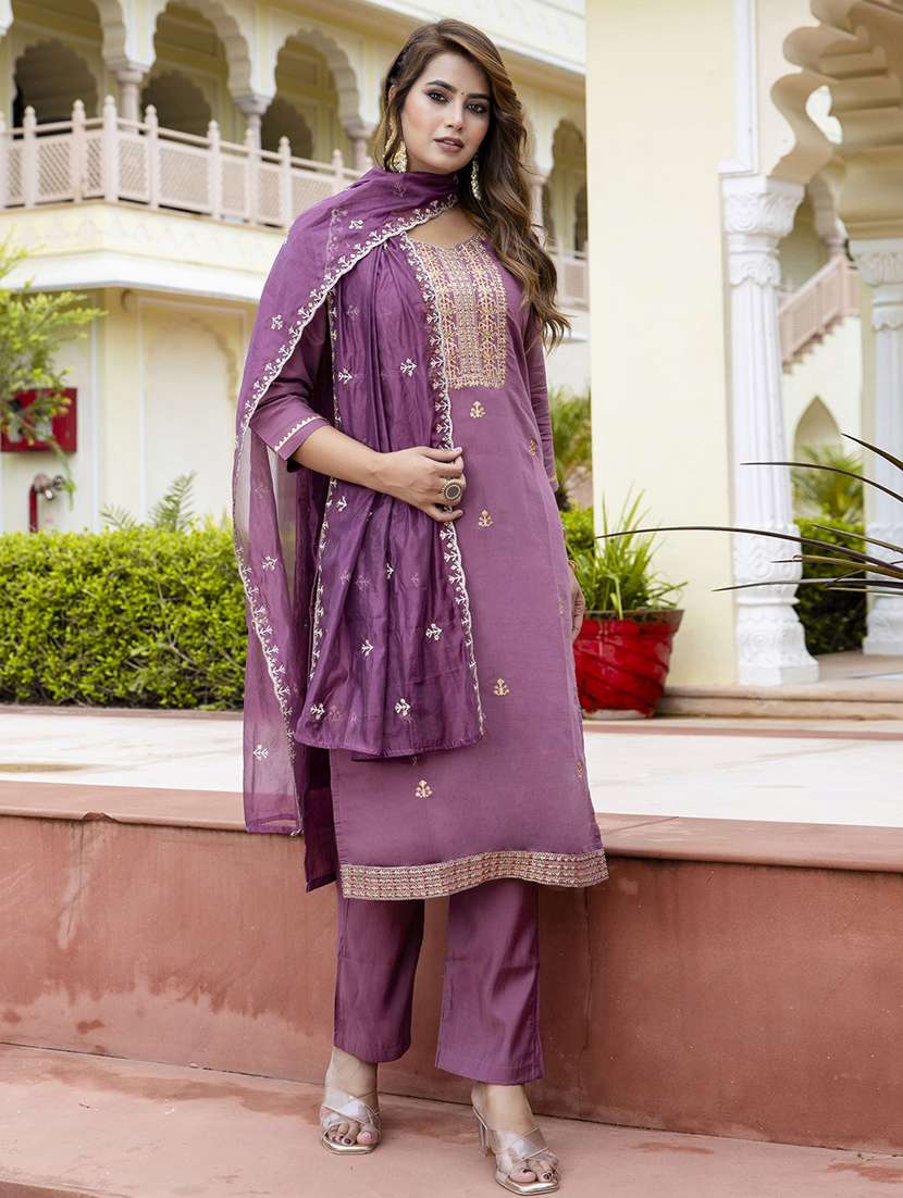 women three quarter sleeve kurta pant with dupatta set - 21684177 -  Standard Image - 1