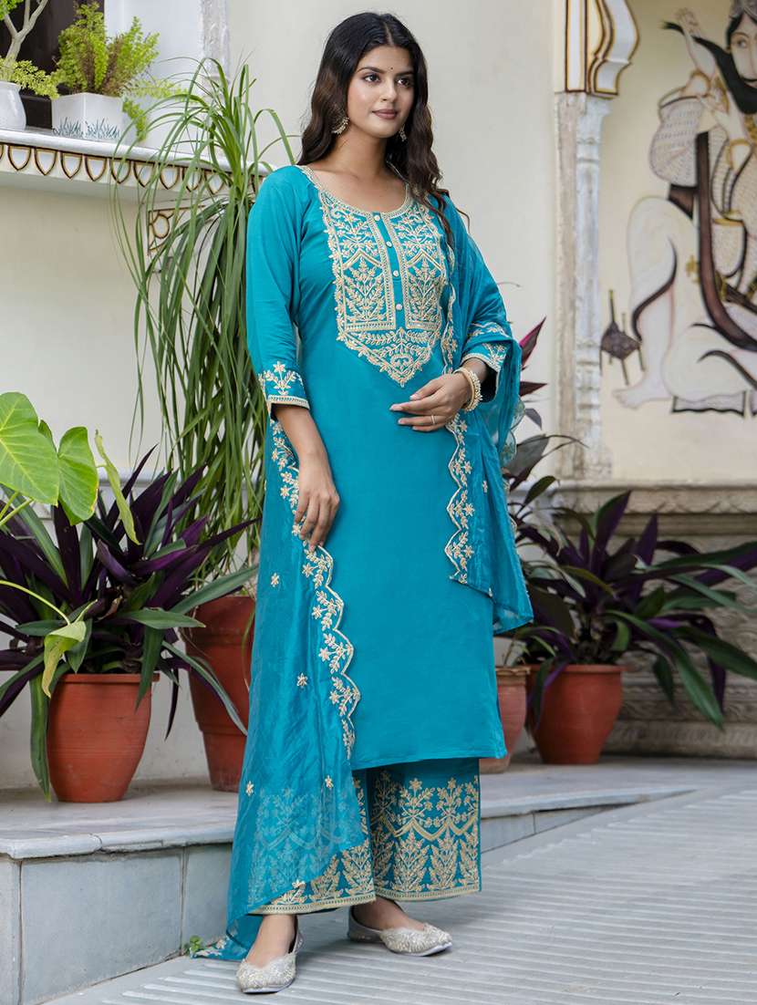women three quarter sleeve kurta palazzo with dupatta set - 21684189 -  Standard Image - 1