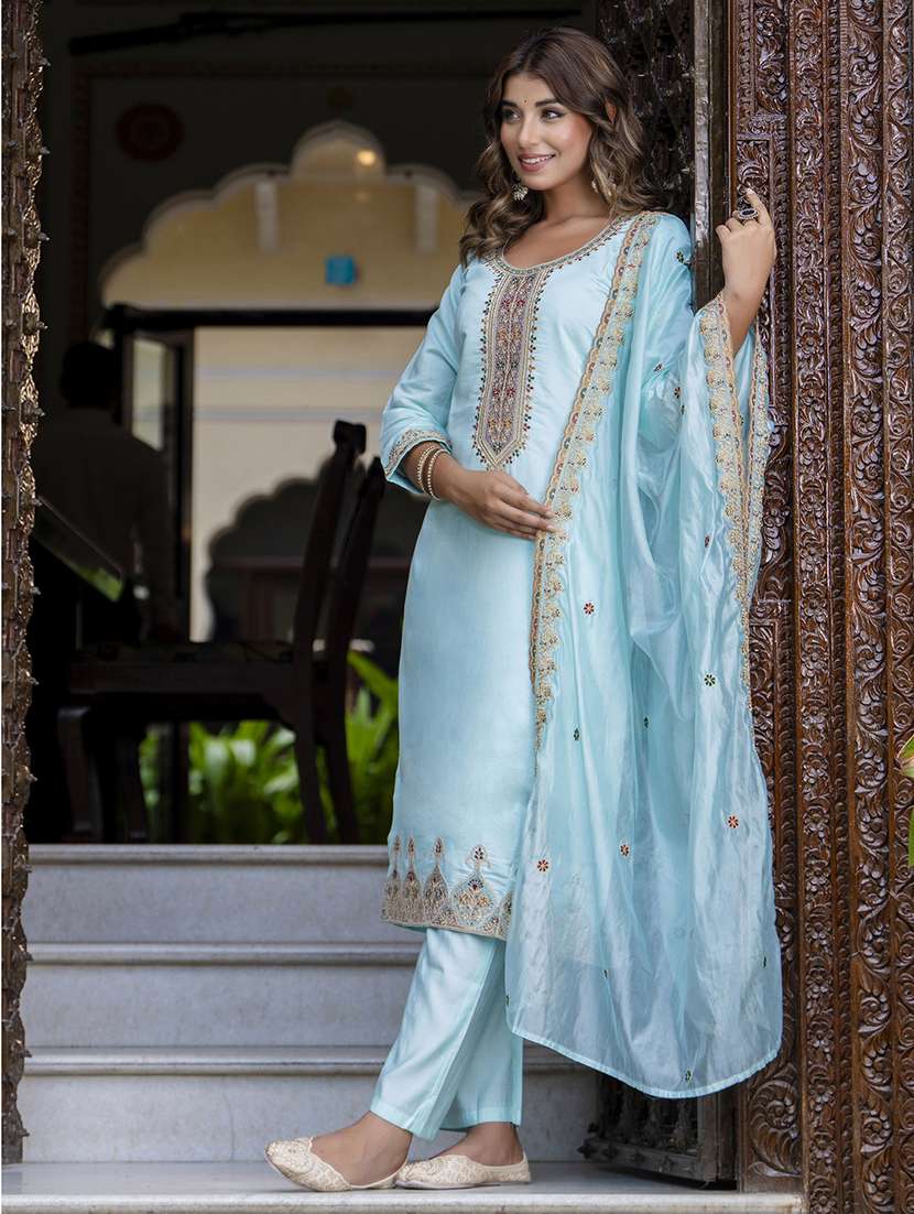 women three quarter sleeve kurta pant with dupatta set - 21684190 -  Standard Image - 1