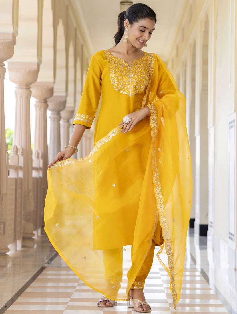 women three quarter sleeve kurta pant with dupatta set - 21684224 -  Standard Image - 1