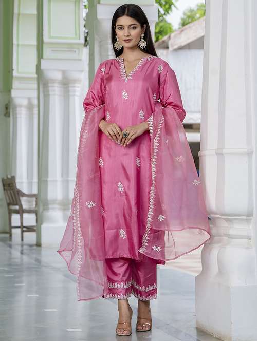 women three quarter sleeve kurta pant with dupatta set - 21684239 -  Standard Image - 0