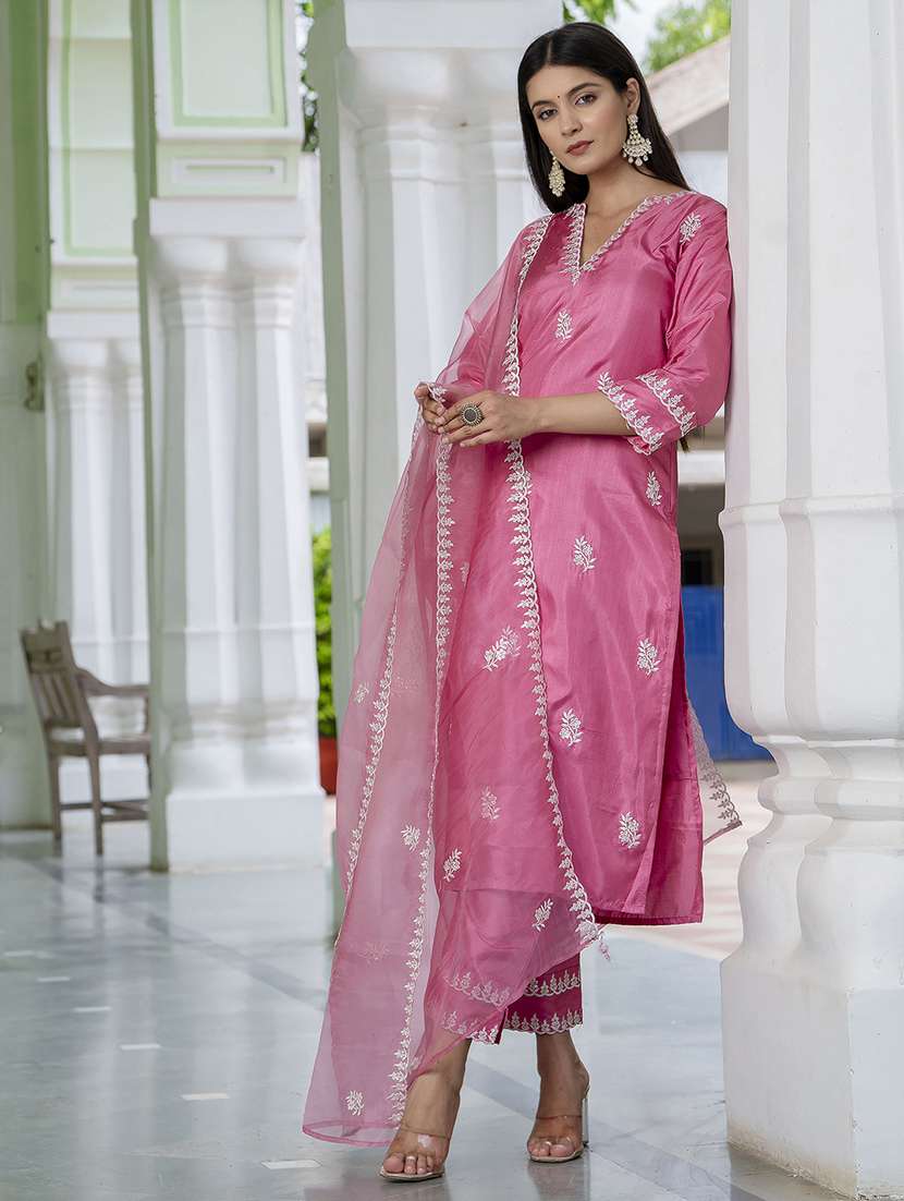 women three quarter sleeve kurta pant with dupatta set - 21684239 -  Standard Image - 1