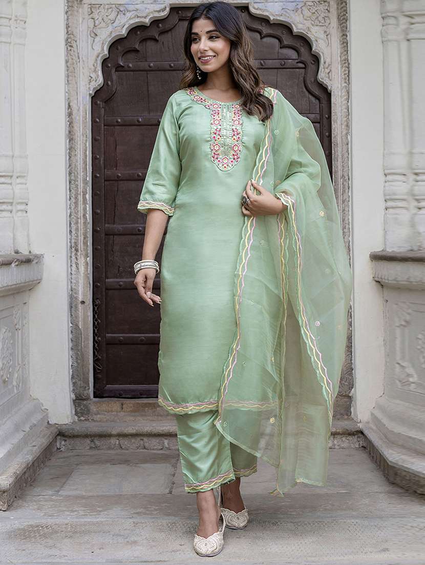 women three quarter sleeve kurta pant with dupatta set