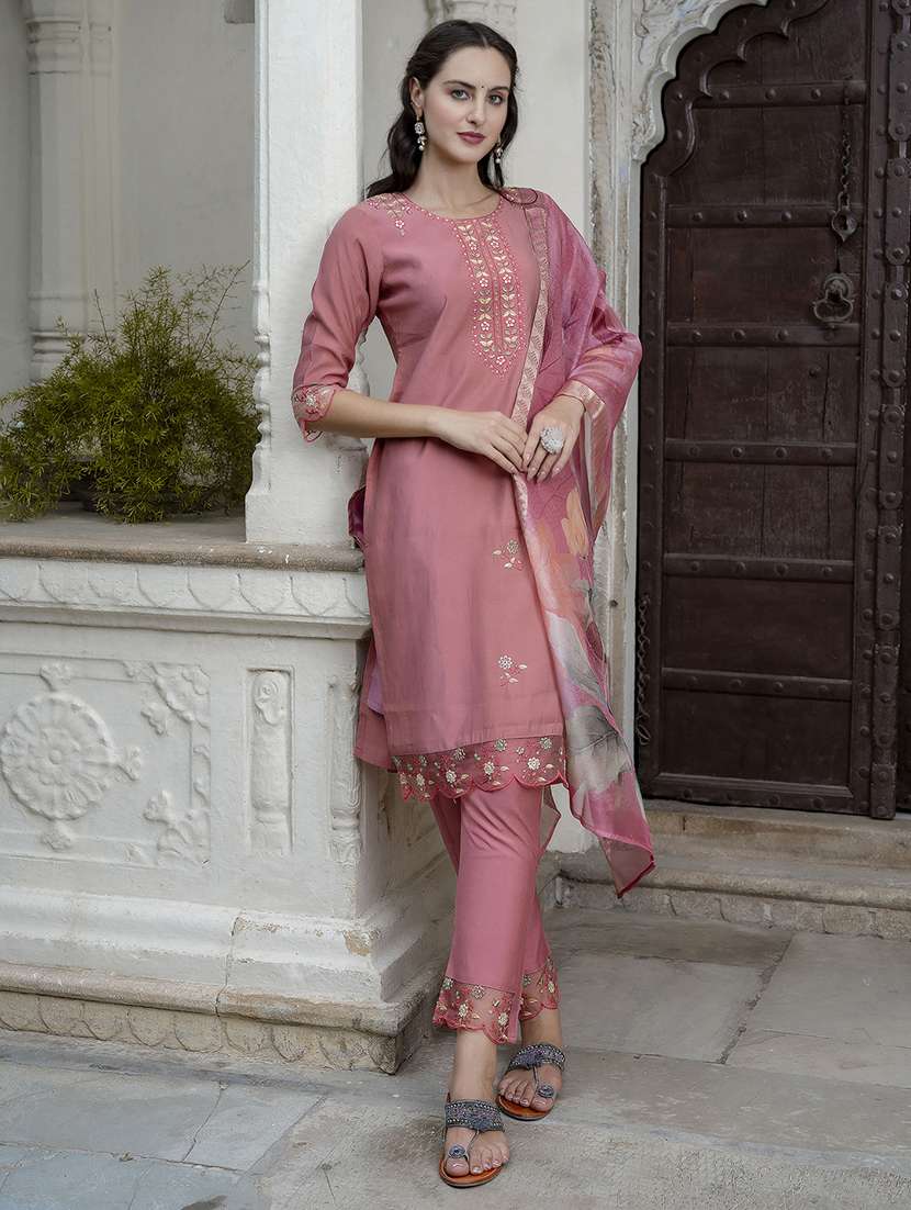 women three quarter sleeve kurta pant with dupatta set - 21684242 -  Standard Image - 1