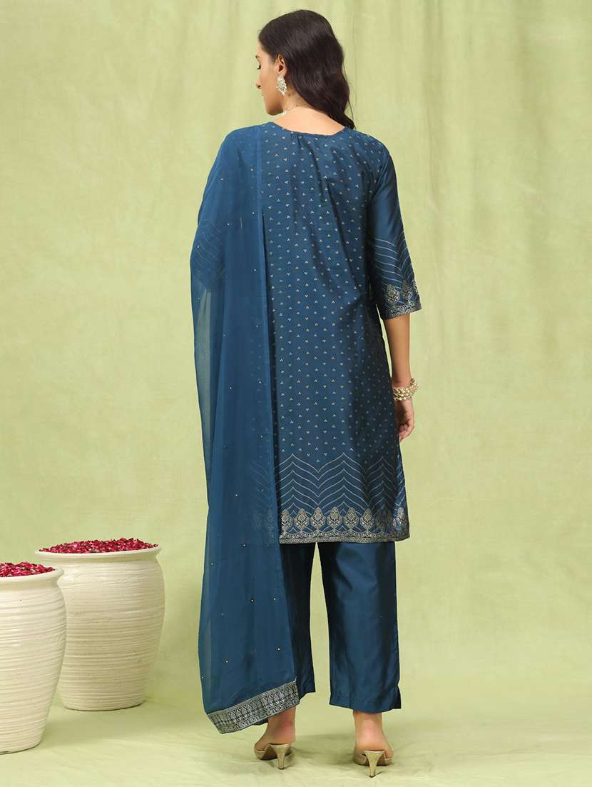 women three quarter sleeve kurta pant with dupatta set - 21684360 -  Standard Image - 1