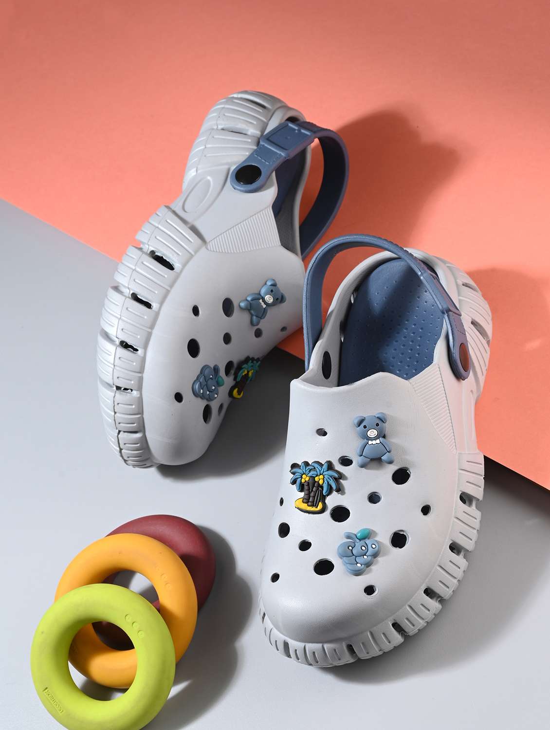 women solid ultra-comfort cushioned fluffy clogs