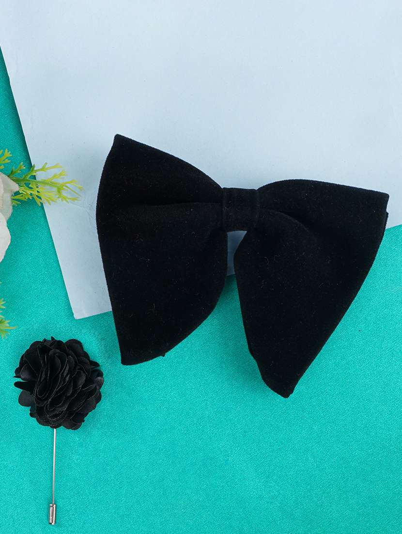 men elegant accessory set of bow tie & lapel pin combo
