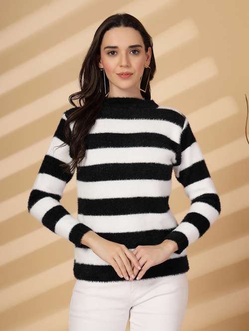 women striped long sleeves pullover - 21686327 -  Standard Image - 0