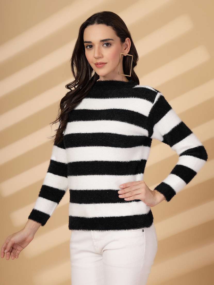 women striped long sleeves pullover - 21686327 -  Standard Image - 1