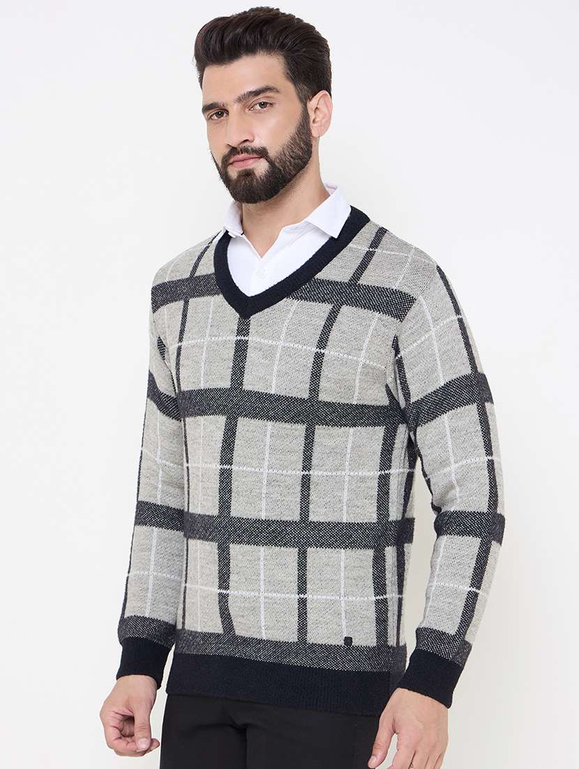 men long sleeves checkered pullover - 21686336 -  Standard Image - 1