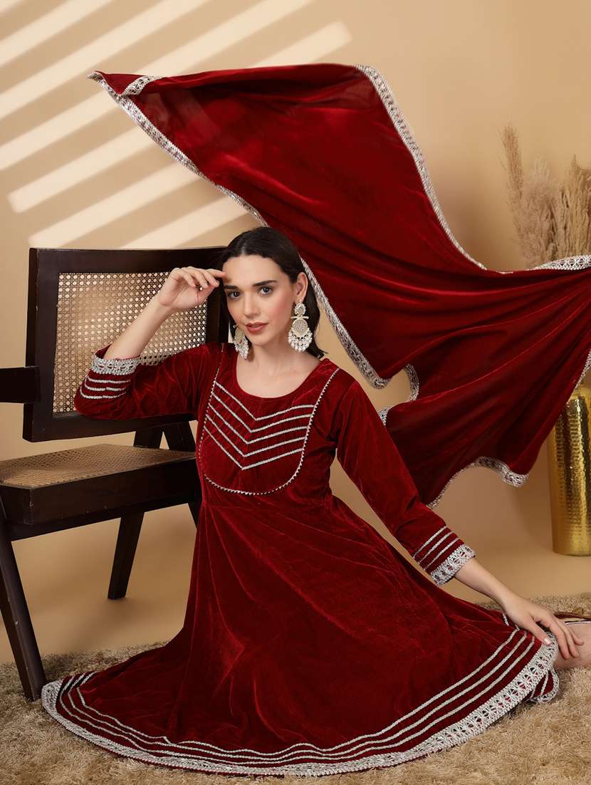 women gota detailed winter wear suit set - 21686392 -  Standard Image - 4