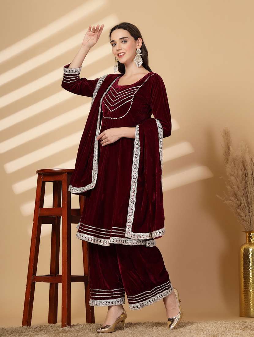 women gota detailed winter wear suit set - 21686393 -  Standard Image - 4