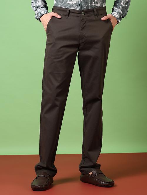 men solid mid rise chinos trouser - 21686697 - Standard Image - 0