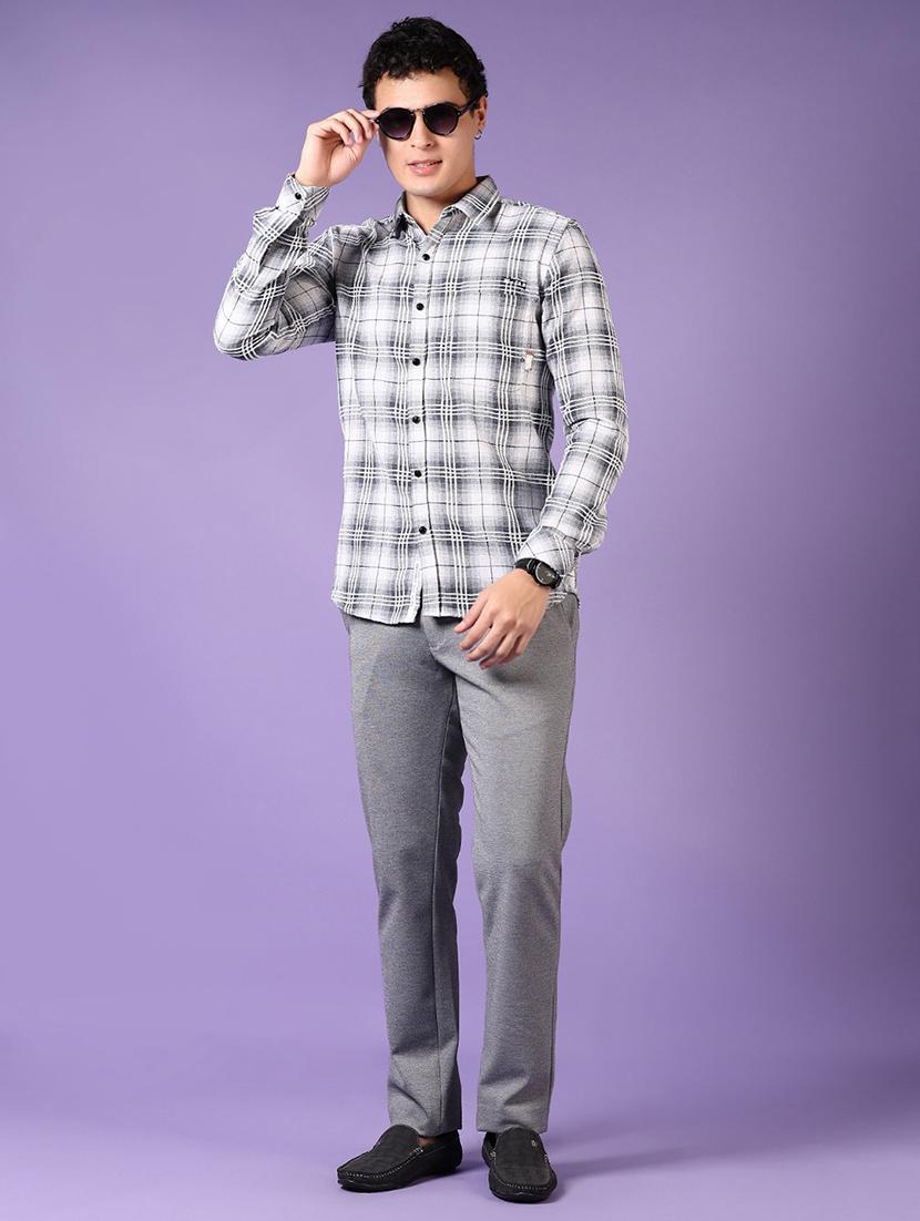 men solid mid rise casual chinos - 21686715 - Standard Image - 4