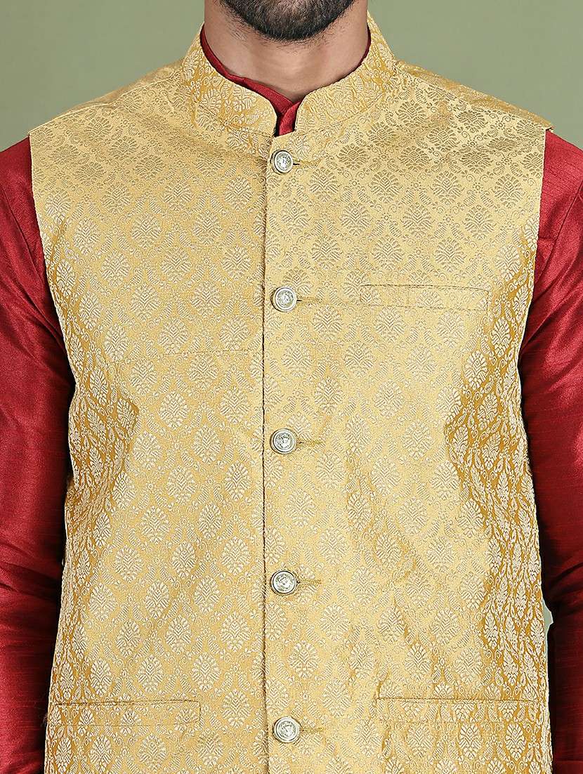 men self design kurta pyjama with jacket ethnic wear set - 21687076 -  Standard Image - 4