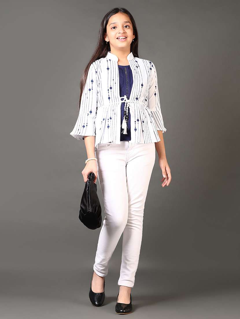 girls mandarin neck printed top - 21687528 - Standard Image - 4