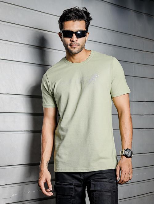 men round neck chest print t-shirt - 21687695 -  Standard Image - 0