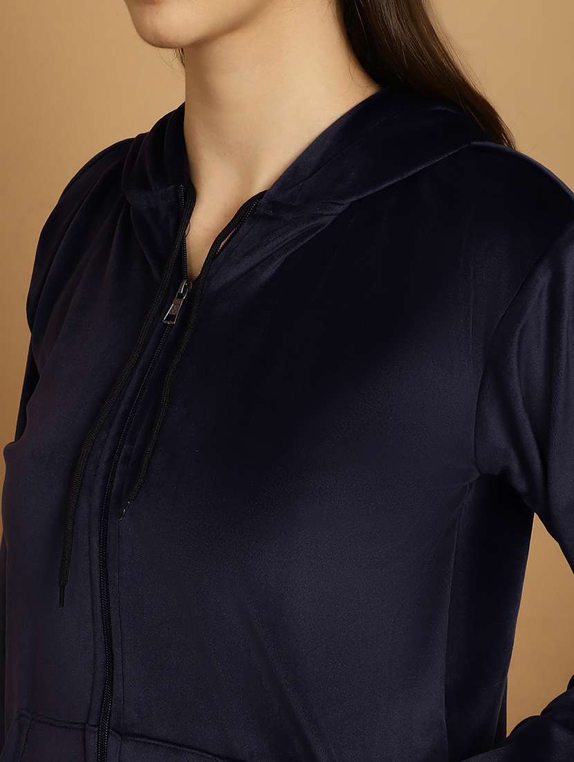 women solid velvet nightwear set - 21687839 -  Standard Image - 4