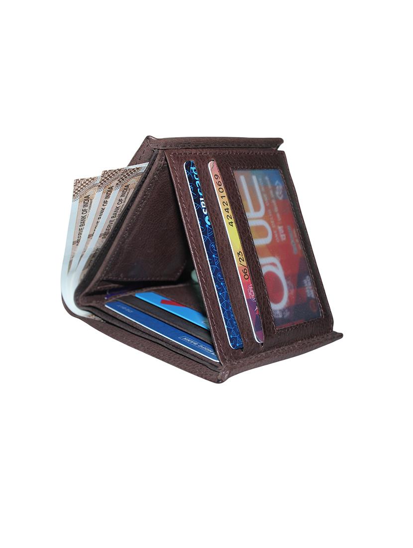 brown leather wallet - 21687891 - Standard Image - 4