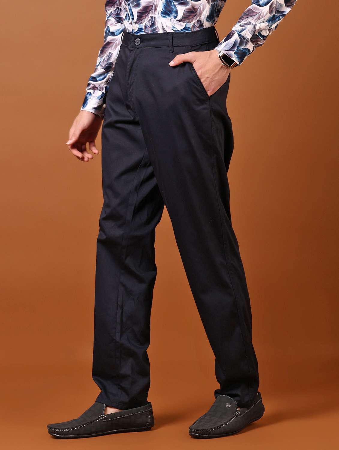 men solid mid rise casual chinos - 21688215 -  Standard Image - 1