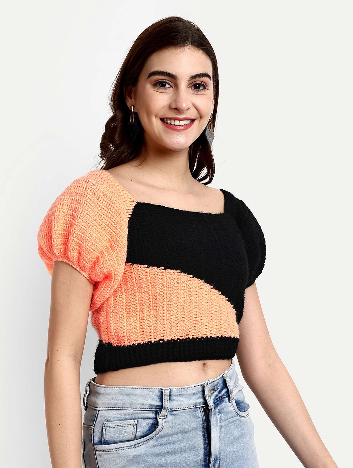women color block winter wear crop top - 21688471 -  Standard Image - 1