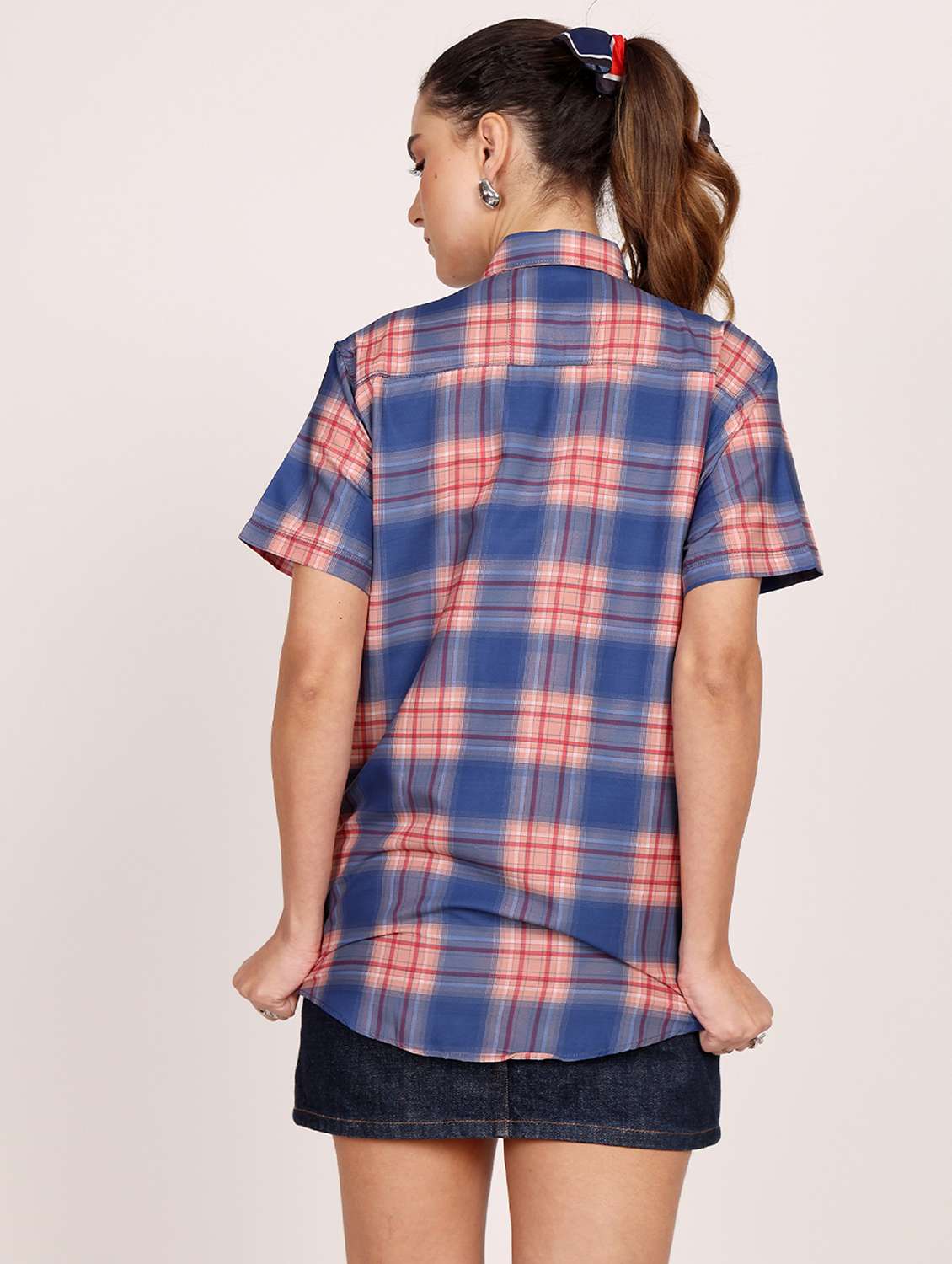 women checkered short sleeve casual shirt - 21688715 - Standard Image - 4