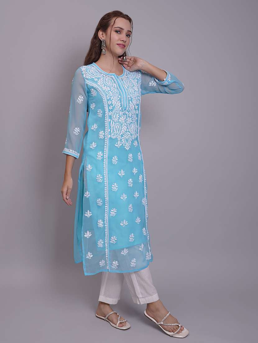 women three quarter sleeve straight chikankari kurta - 21688786 -  Standard Image - 4