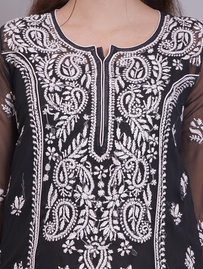women three quarter sleeve straight chikankari kurta - 21688790 - Standard Image - 6