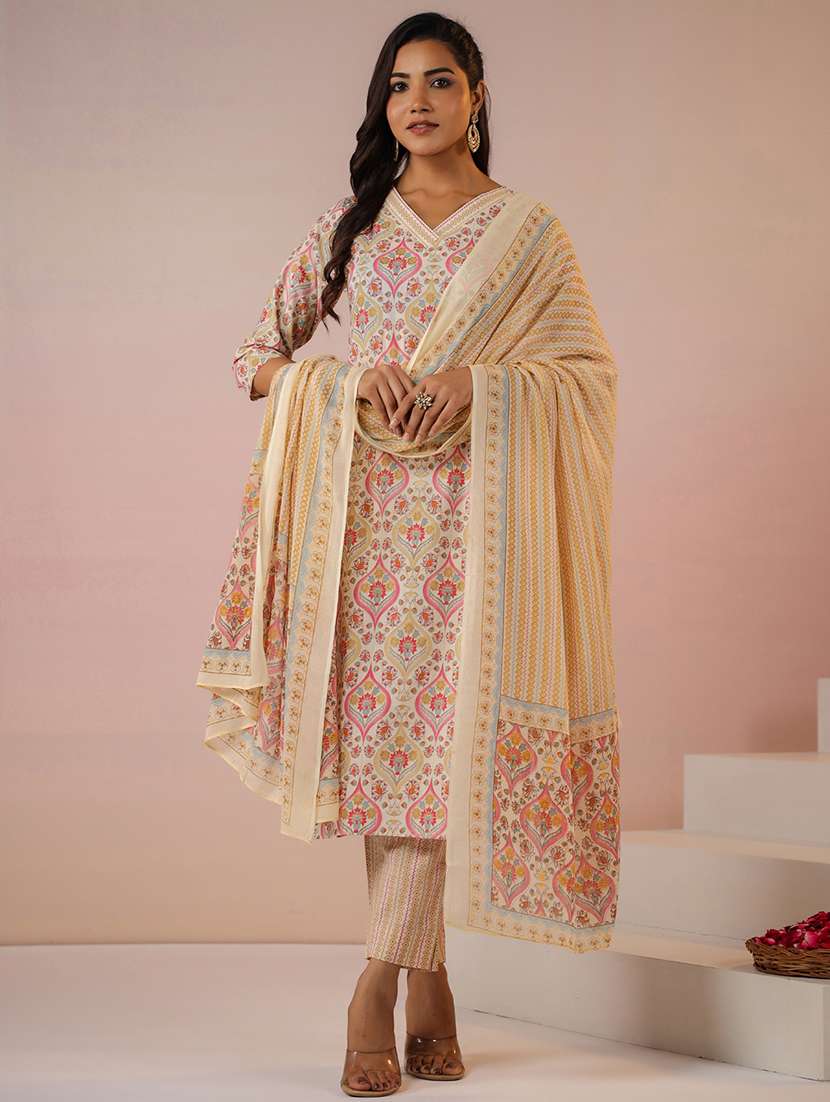 women three quarter sleeve kurta pant with dupatta set - 21688823 -  Standard Image - 1