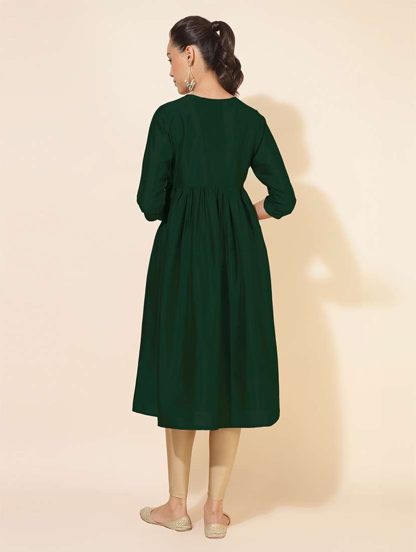 women solid three quarter sleeve a-line kurta - 21688830 -  Standard Image - 4