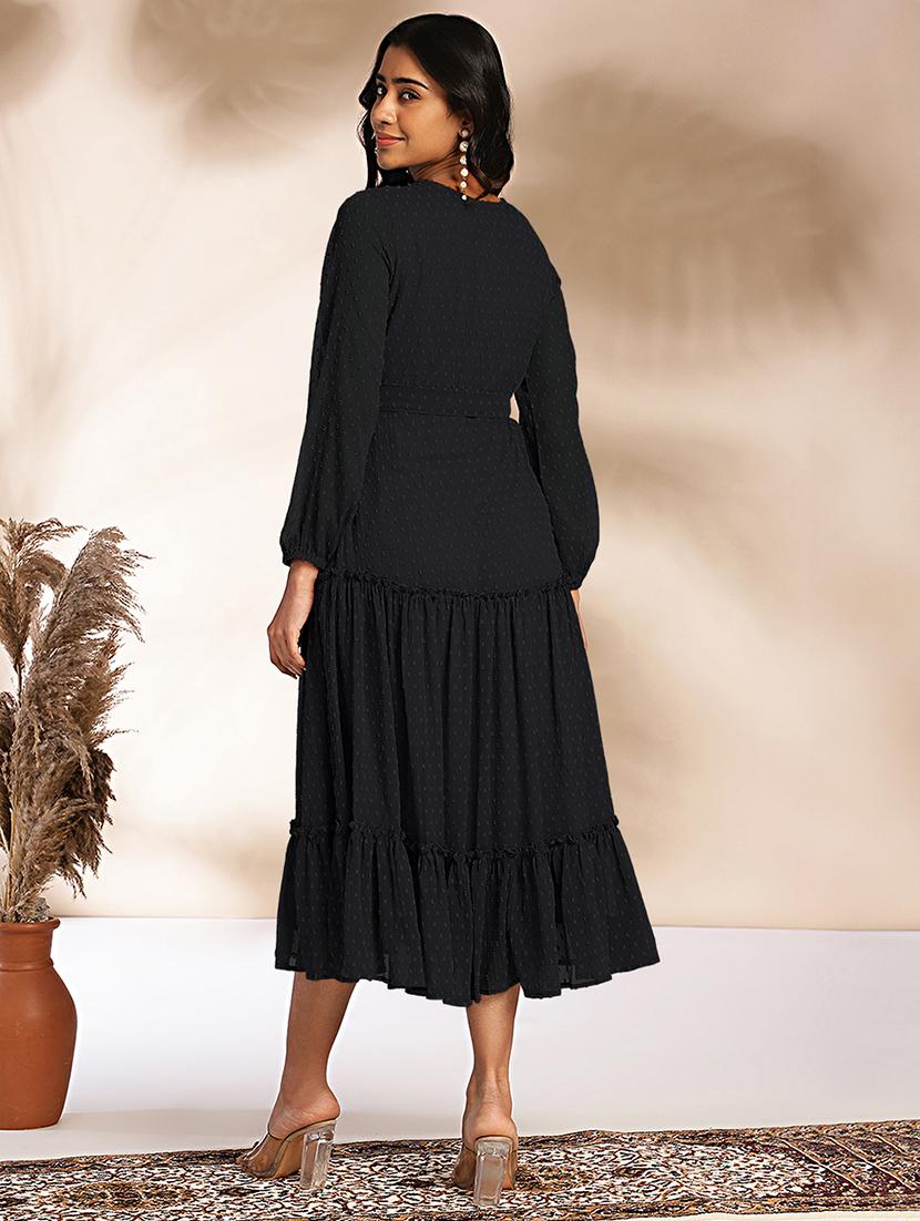 women black solid v neck tiered dress - 21688837 - Standard Image - 4