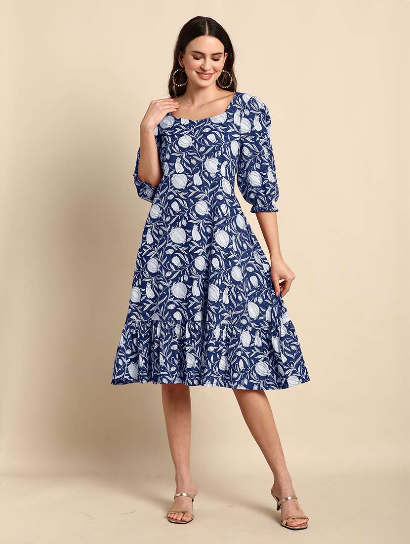 womeb floral printed puff sleeve tiered dress - 21688839 - Zoom Image - 0
