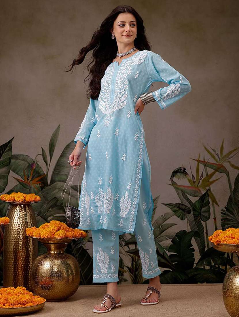 women solid with work notch neck kurta set - 21689696 -  Standard Image - 1