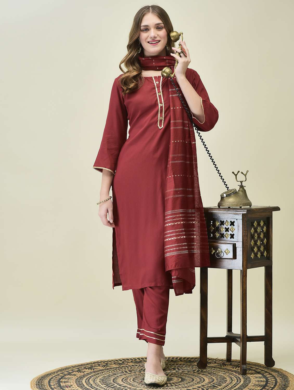 women three quarter sleeve kurta pant with dupatta set - 21689734 -  Standard Image - 4