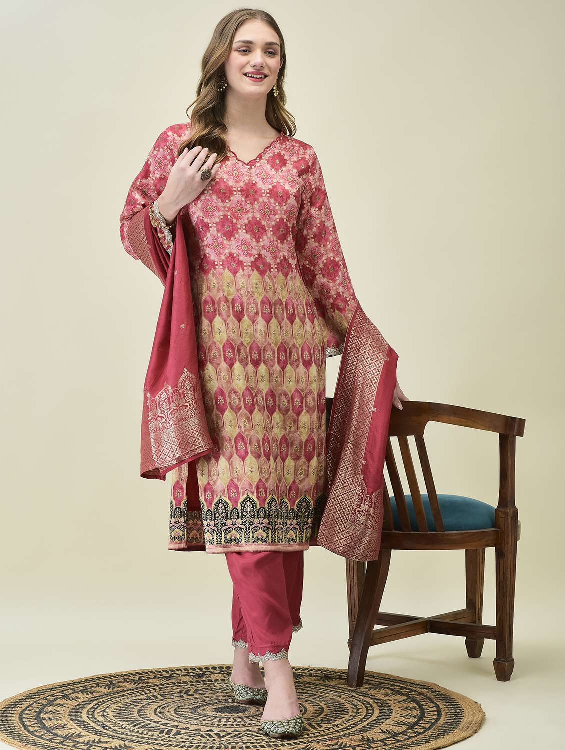 women pink long sleeve kurta pant with dupatta set - 21689746 - Standard Image - 4
