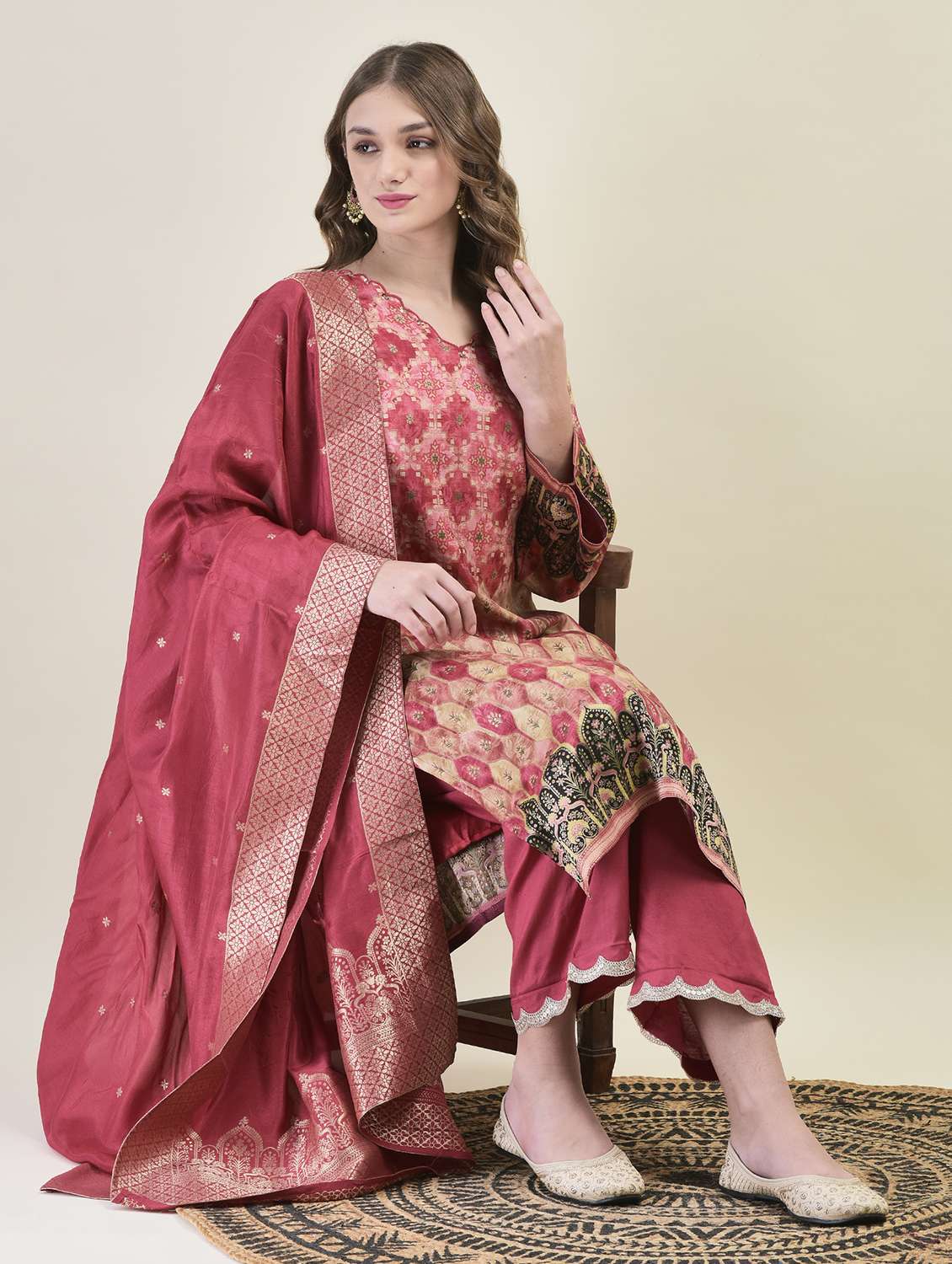 women pink long sleeve kurta pant with dupatta set - 21689748 - Standard Image - 4