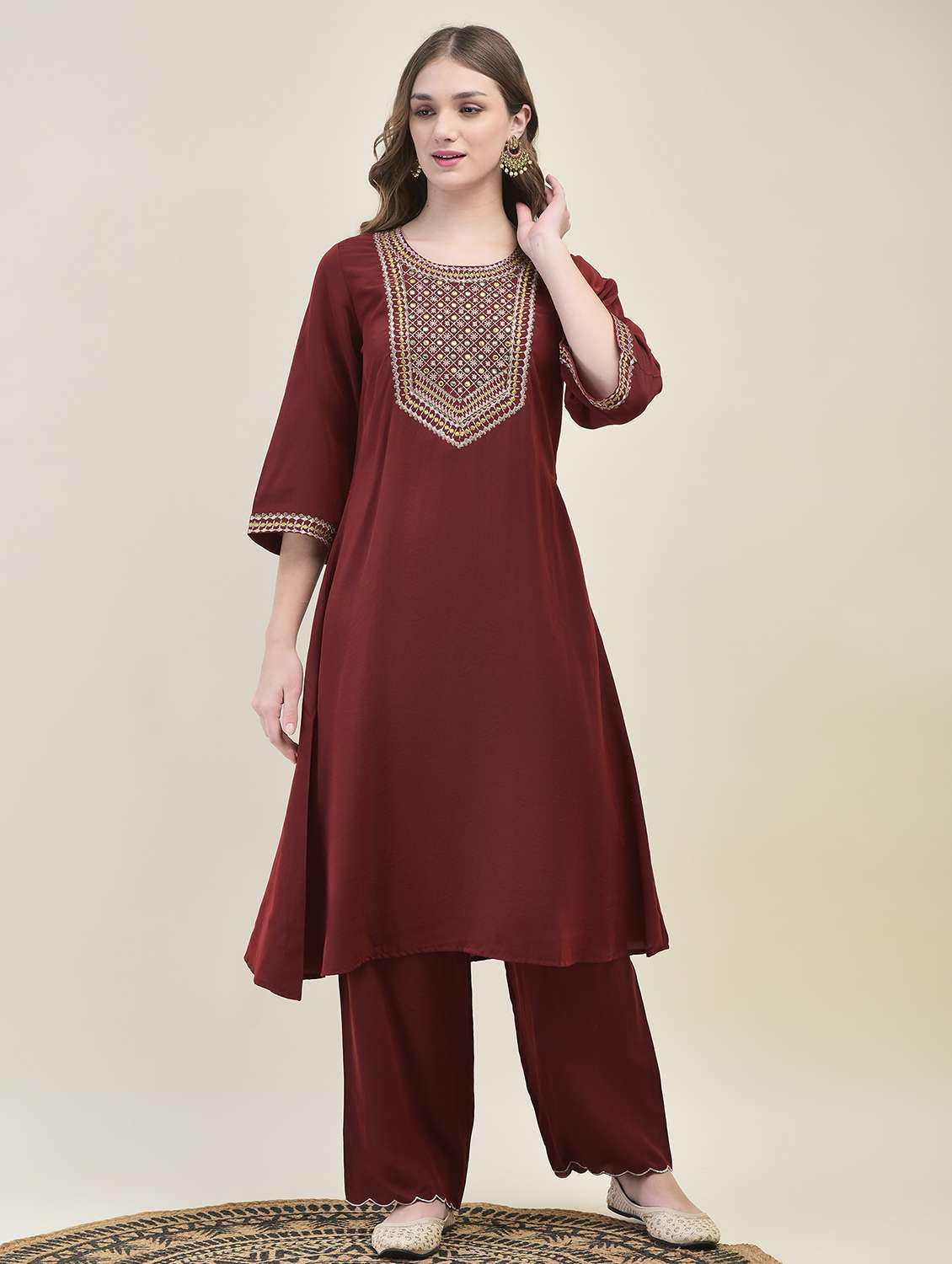 women three quarter sleeve kurta pant with dupatta set - 21689757 - Standard Image - 4