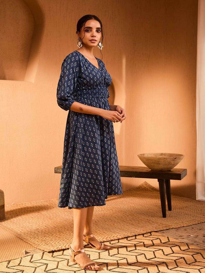 women printed v neck fit & flare dress