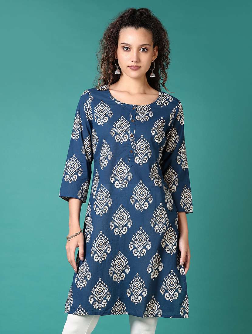 women printed three quarter sleeve straight kurta - 21690564 -  Zoom Image - 0