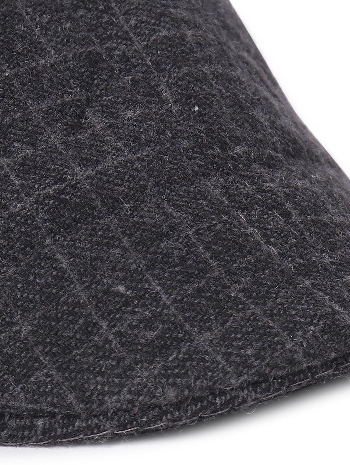 men grey checkered golf cap - 21692648 - Standard Image - 4