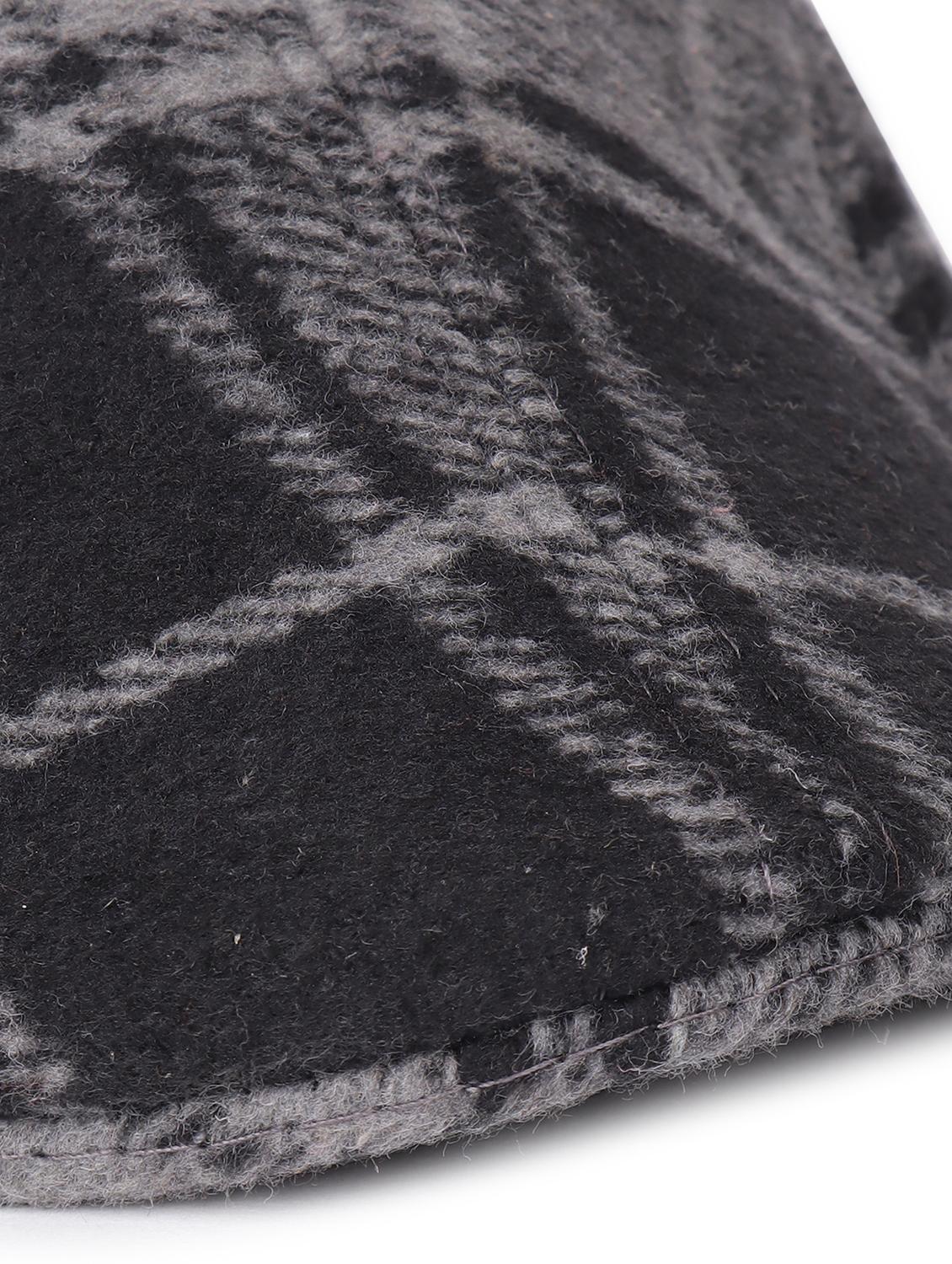 men grey checkered golf cap - 21692657 - Standard Image - 4