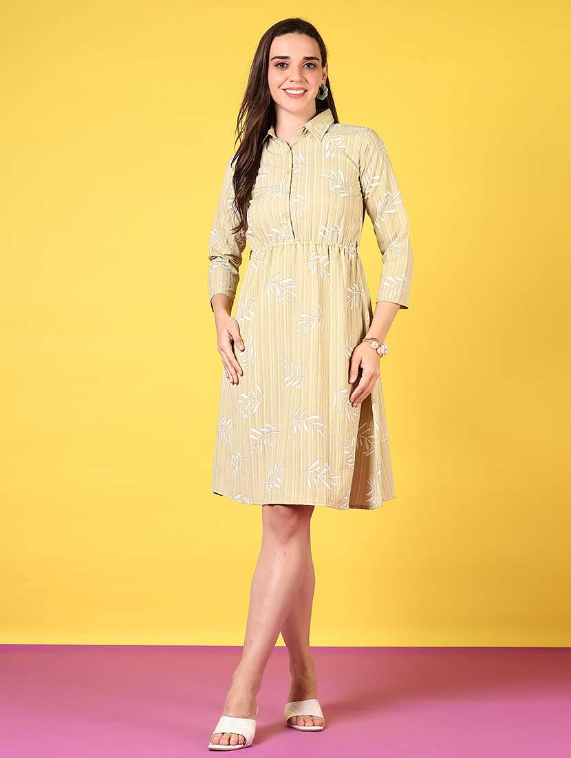 women printed collared a-line dress