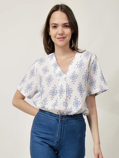 women geometric printed v neck top - 21693392 - Standard Image - 0