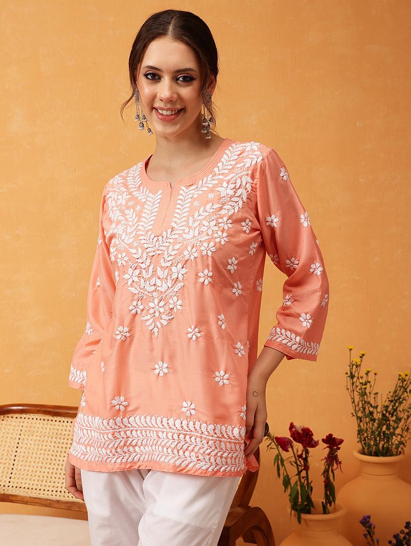 women three quarter sleeve chikankari kurti - 21694705 - Zoom Image - 0