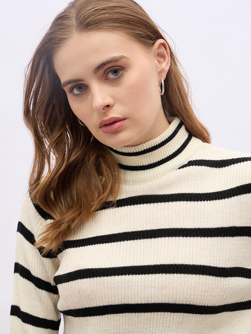 women acrylic long sleeve pullover - 21695397 - Standard Image - 4