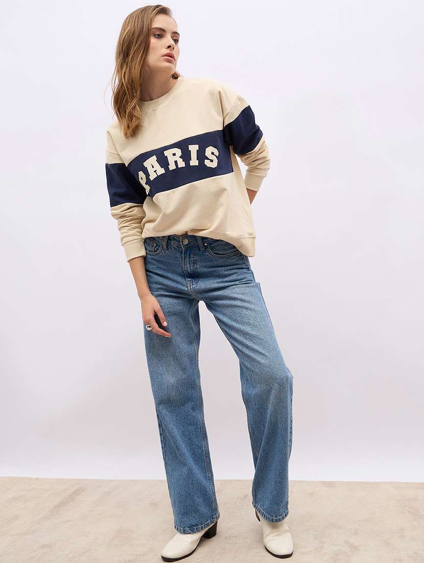 women chest print long sleeve sweatshirt - 21695431 - Standard Image - 4