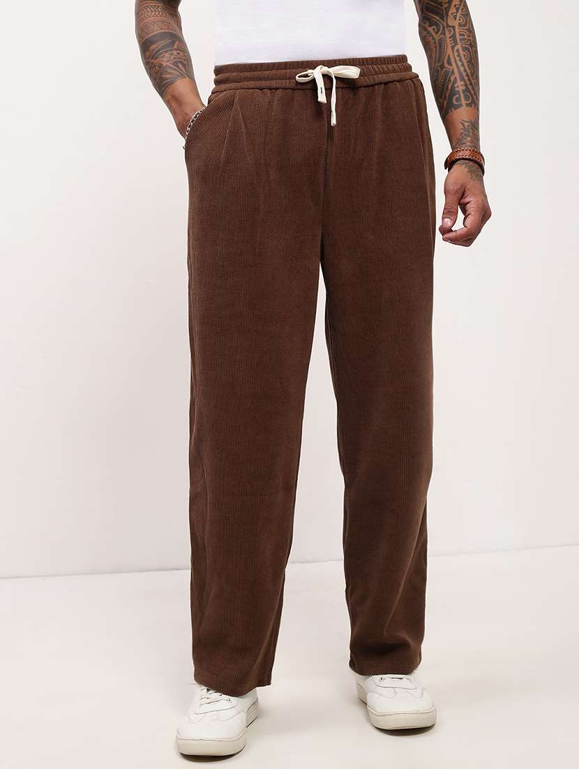 men solid regular fit full length track pants
