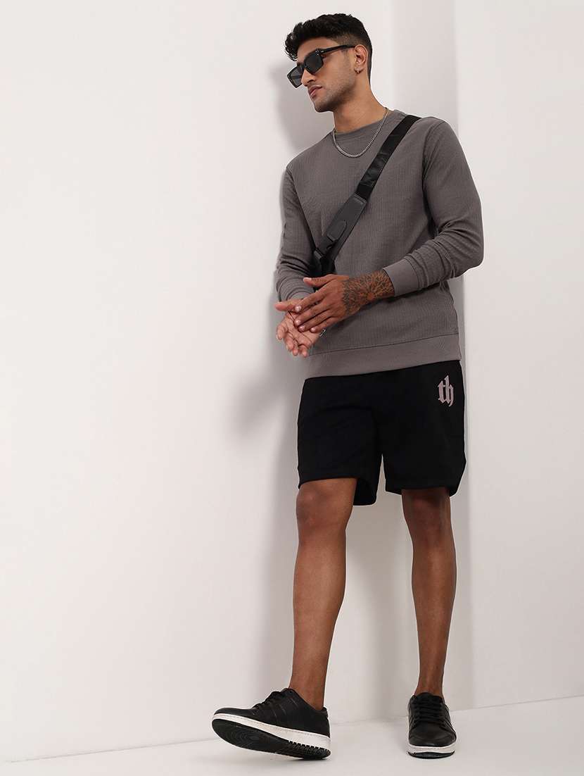 men solid long sleeve sweatshirt - 21696063 - Standard Image - 4